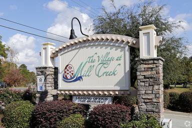 Main picture of Village At Mill Creek