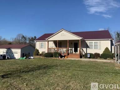 Main picture of 918 Jasper Wood Rd
