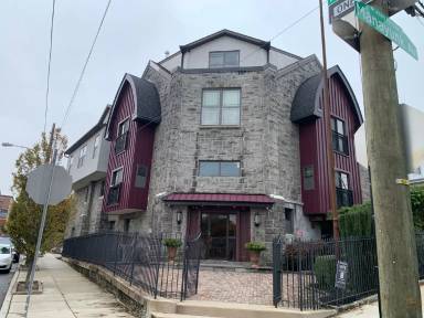 Main picture of 4557 Manayunk Ave