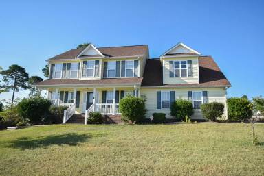 Main picture of 61 Scranton Ct