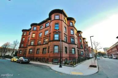 Main picture of 120 Hemenway St