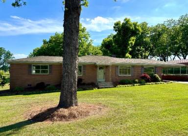 Main picture of 721 Thomason Okelley Rd