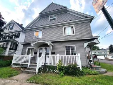 Main picture of 971-975 Lincoln St
