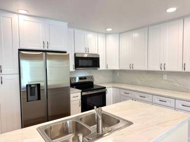 Main picture of 18229 Olympic Ct