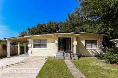 Main picture of 3853 Robert C Weaver Dr