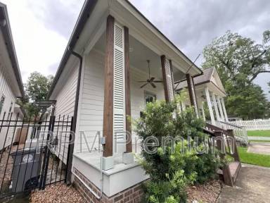 Main picture of 2353 Orpine Ave