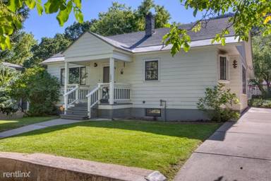 Main picture of 1024 Blake Ave