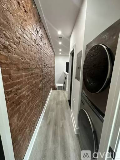 Main picture of 4553 N 18th St