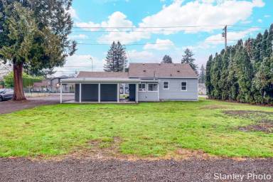 Main picture of 4185 SW 185th Ave