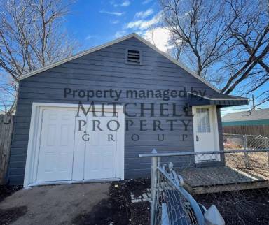 Main picture of 1209 SW 20th Ave