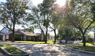 Main picture of 802 Castleglen Dr