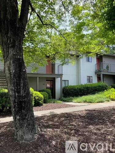 Main picture of 33 Finch Trl NE