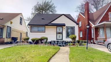 Main picture of 2416 S Annabelle St