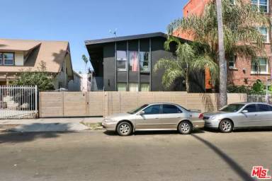 Main picture of 905 Fedora St