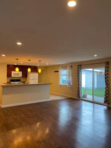 Main picture of 12033 Phinney Ave N