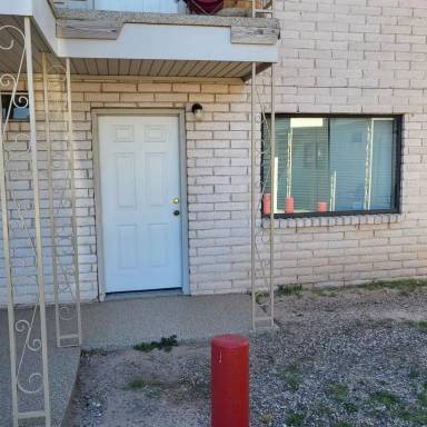 Main picture of 1400 S Avenue E