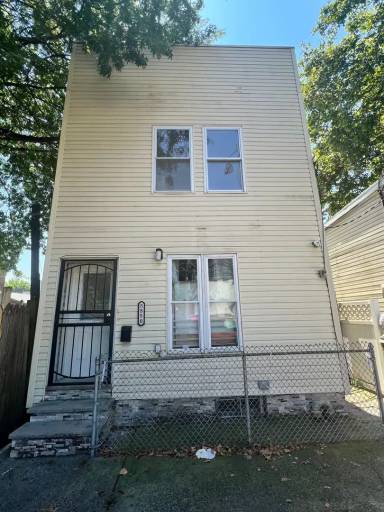 Main picture of 58-50 Saint Felix Ave