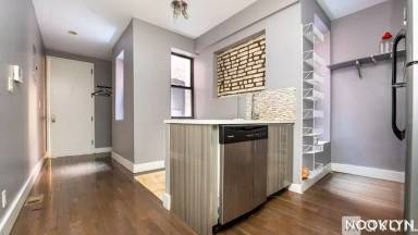 Main picture of 1154 Nostrand Ave