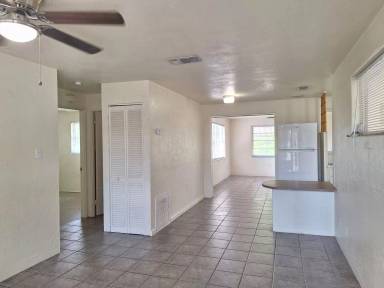 Main picture of 706 Mary St