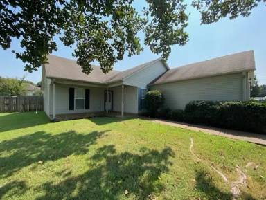 Main picture of 146 Bent Oaks Dr