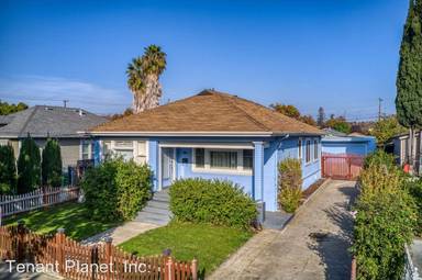 Main picture of 930 S 6th St