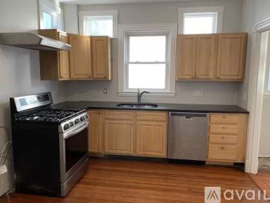 Main picture of 194 Savin Hill Ave
