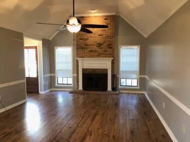 Main picture of 709 Wildberry Pointe