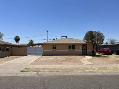 Main picture of 1346 N 38th Dr