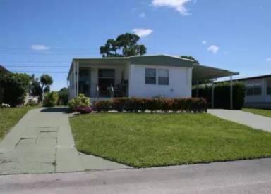 Main picture of 7128 SE Bluebird Cir