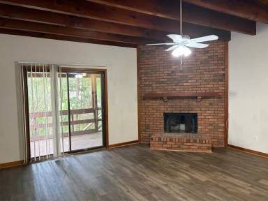 Main picture of 3740 Donovan Dr