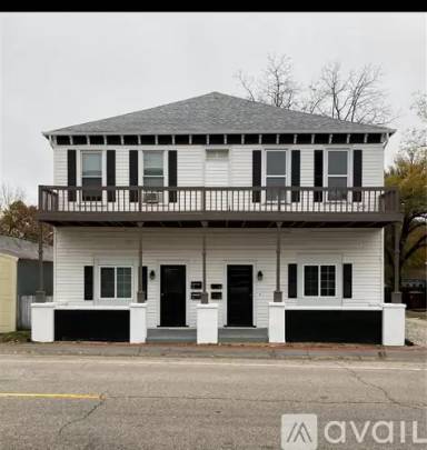 Main picture of 11 Main St