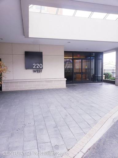 Main picture of 220 W Brambleton Ave