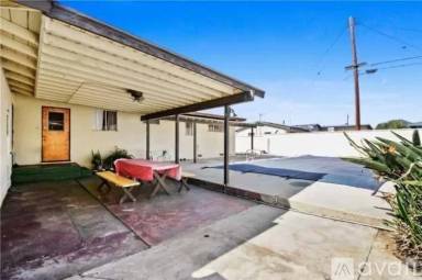 Main picture of 14835 Flagstaff St
