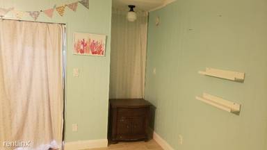 Main picture of 4784 Tangerine Ave