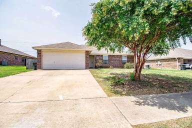 Main picture of 3408 Ida Dr