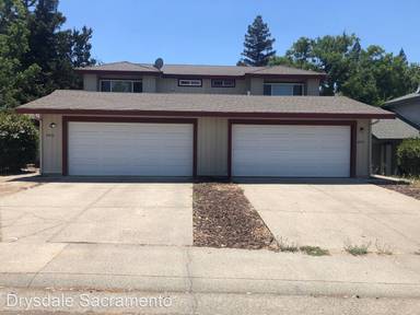 Main picture of 4812 Lewis Carroll Way