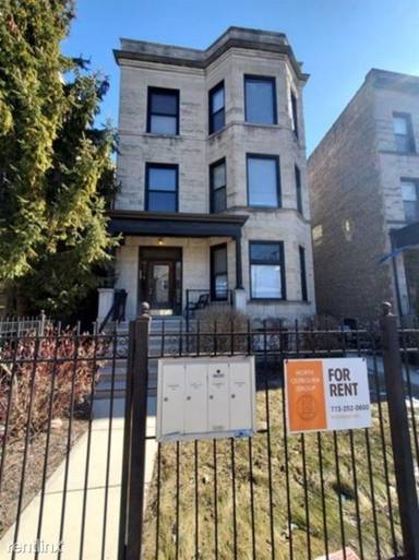 Main picture of 3821 N Wilton Ave