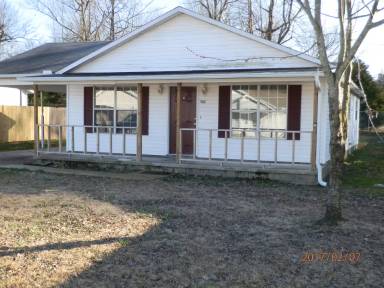 Main picture of 1108 Roberts Dr