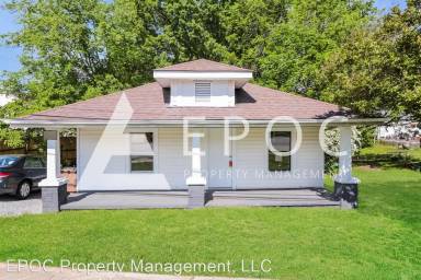 Main picture of 3225 Summit Ave