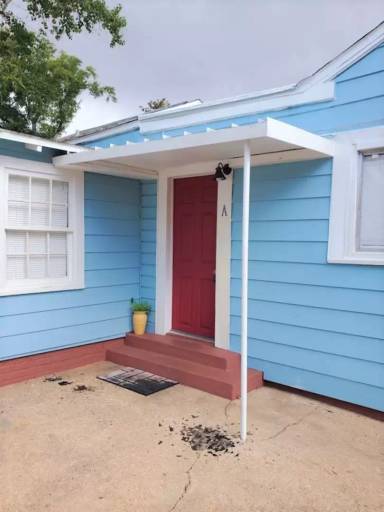 Main picture of 3903 W Gadsden St