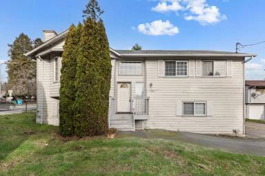 Main picture of 2106 N 155th St