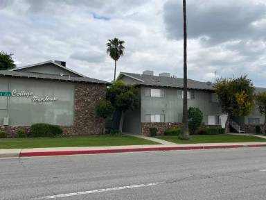 Main picture of 4501 Columbus St