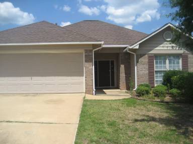 Main picture of 1013 Sugar Mill Dr