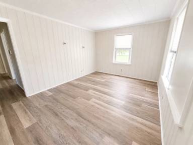 Main picture of 1329 Marne St