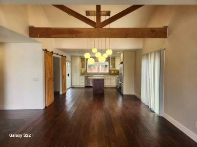 Main picture of 2308 Marsh Rd