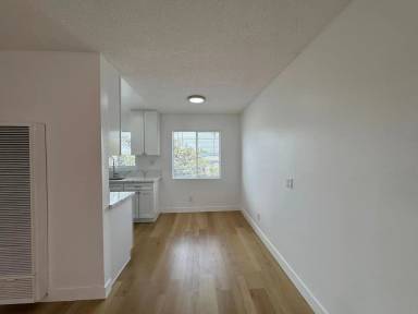 Main picture of 252 Fifth Ave