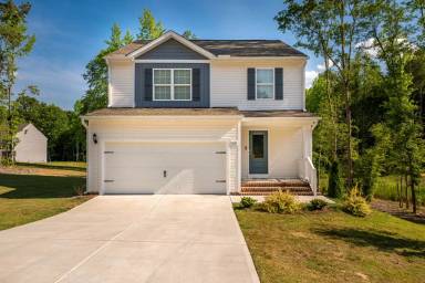 Main picture of 160 Parkers Gate Dr