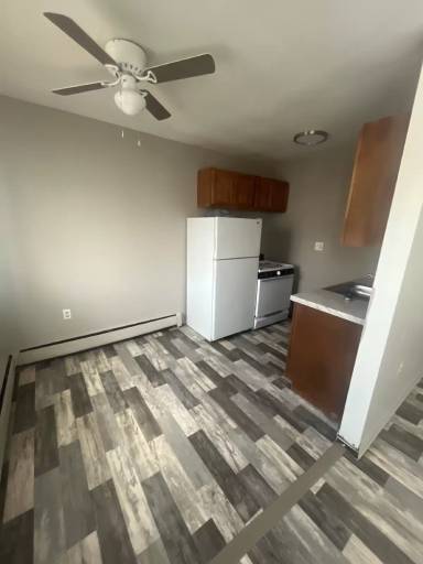 Main picture of 9130 Whittier St