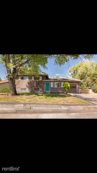 Main picture of 1928 Capulin Dr