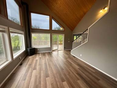 Main picture of 5786 Church Rd